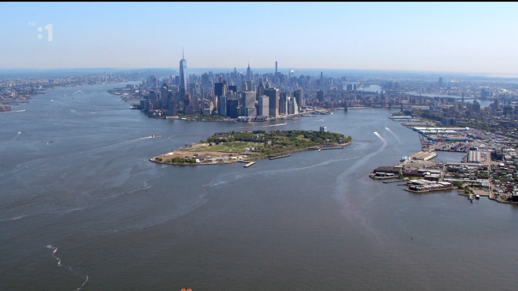 On-the-cities-rooftops-06 On-the-cities-rooftops-06